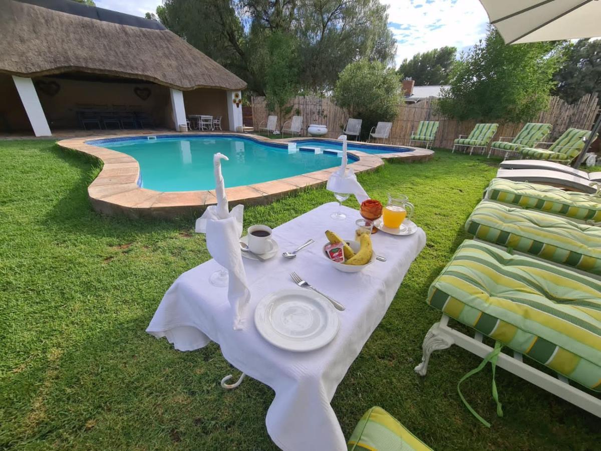 Victoria Oaks Guesthouse Victoria West Buitenkant foto